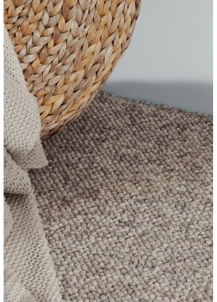 Сиво-кремава пътека подходяща за пране 80x240 cm Rocco Dark Cream – Elle Decoration