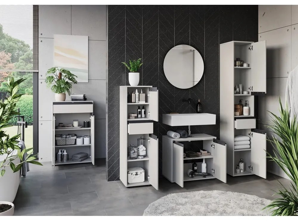 Сив висок шкаф за баня 33x181 cm Lemont – Germania