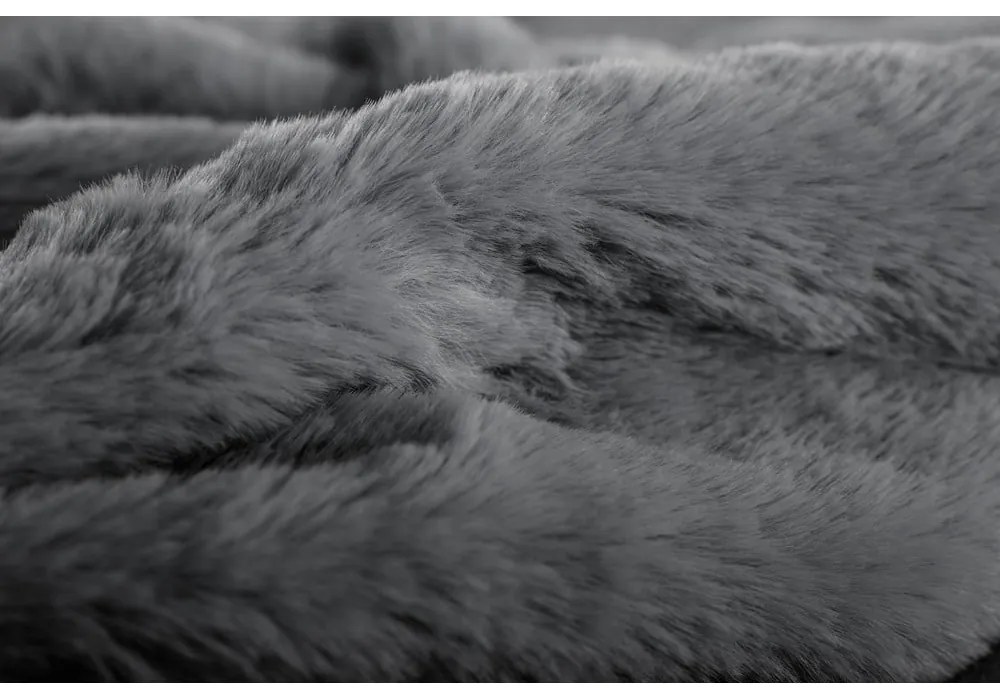 Сиво одеяло от изкуствена кожа 150x200 cm Ruby – Tiseco Home Studio