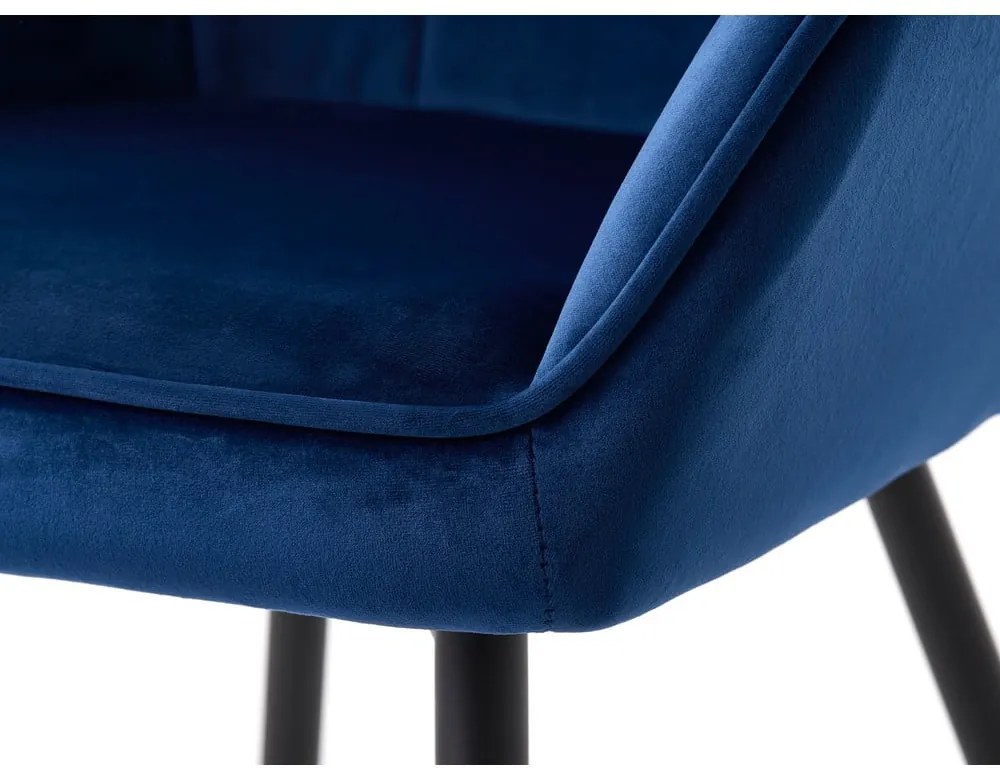 Тъмносини тапицирани трапезни столове в комплект с подлакътници 2 бр. Nolan Square – Unique Furniture