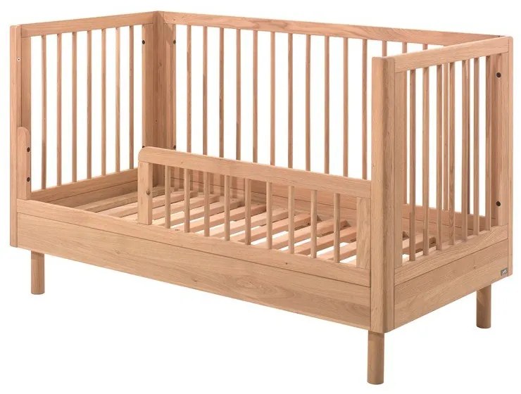Детско креватче 70x140 cm от масивен дъб в естествен цвят Forrest – Vipack