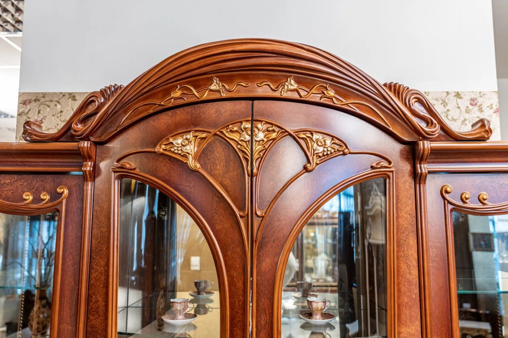 Трапезарна витрина 8078