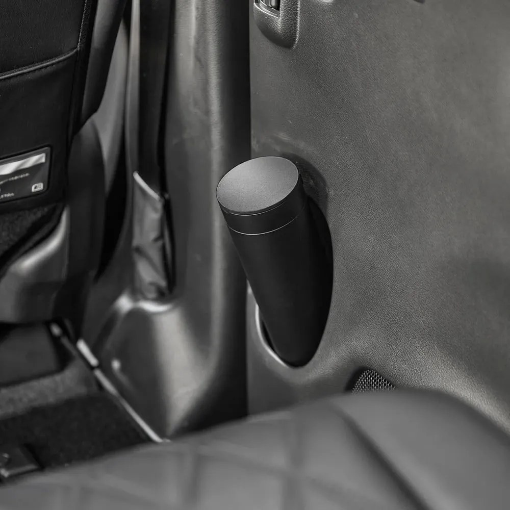 Метална кутия за носни кърпички Tower – YAMAZAKI