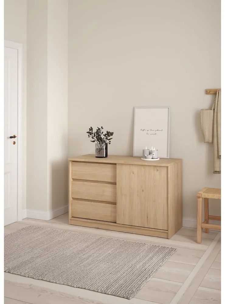 Скрин от дъбов декор с плъзгащи се врати в естествен цвят 119x76x50 cm Naia – Tvilum