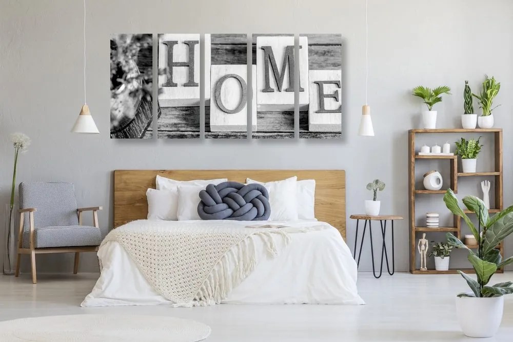 картини от 5 части – Букви Home в черно-бяло
