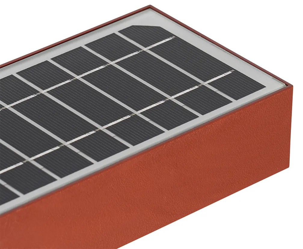 Външна стенна лампа червена с димируема светлина и сензор на слънчева енергия - Kayo