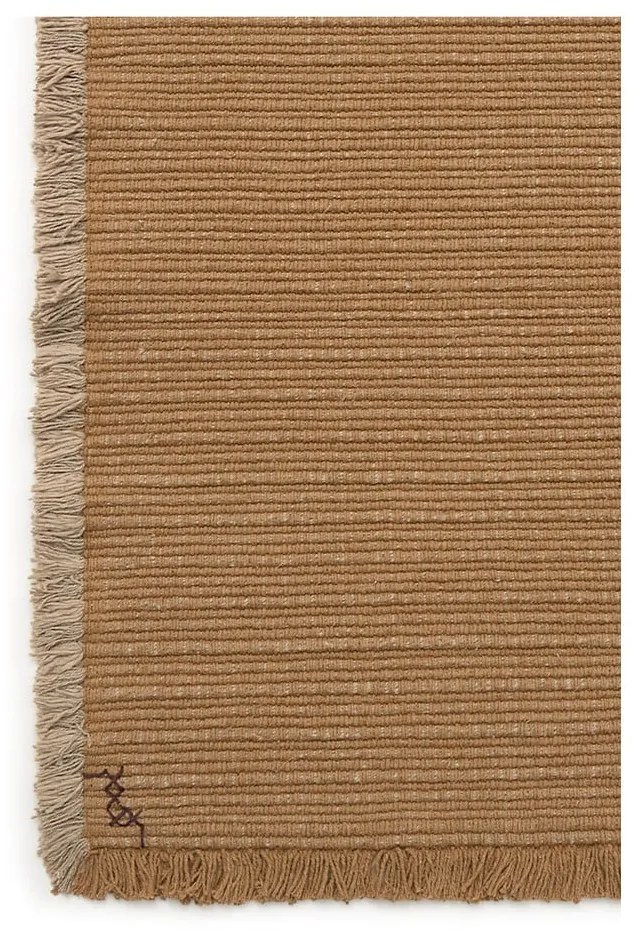 Ръчно изработен памучен килим в цвят жълта охра 170x240 cm Handloom – Lorena Canals