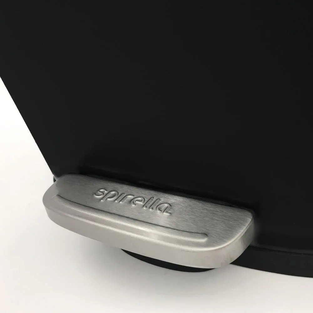 Матово черно стоманено кошче за боклук с педал 50 l Akira – Spirella