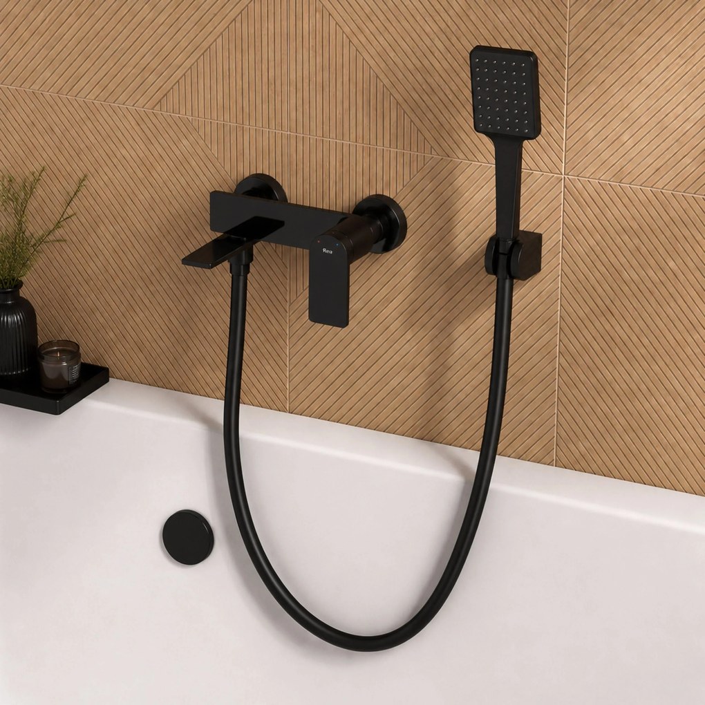 Душ маркуч против усукване Rea Black 150 cm