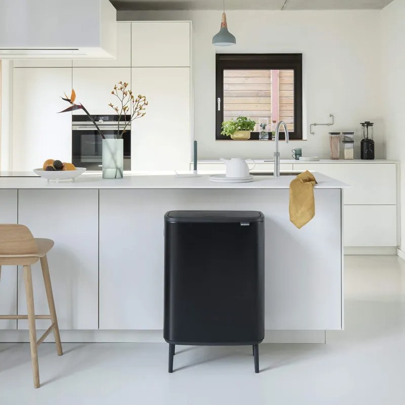 Кош за боклук Brabantia Bo Touch Hi 1001260, 60 л, Повдигнат, Плавно и безшумно отваряне, Черен мат