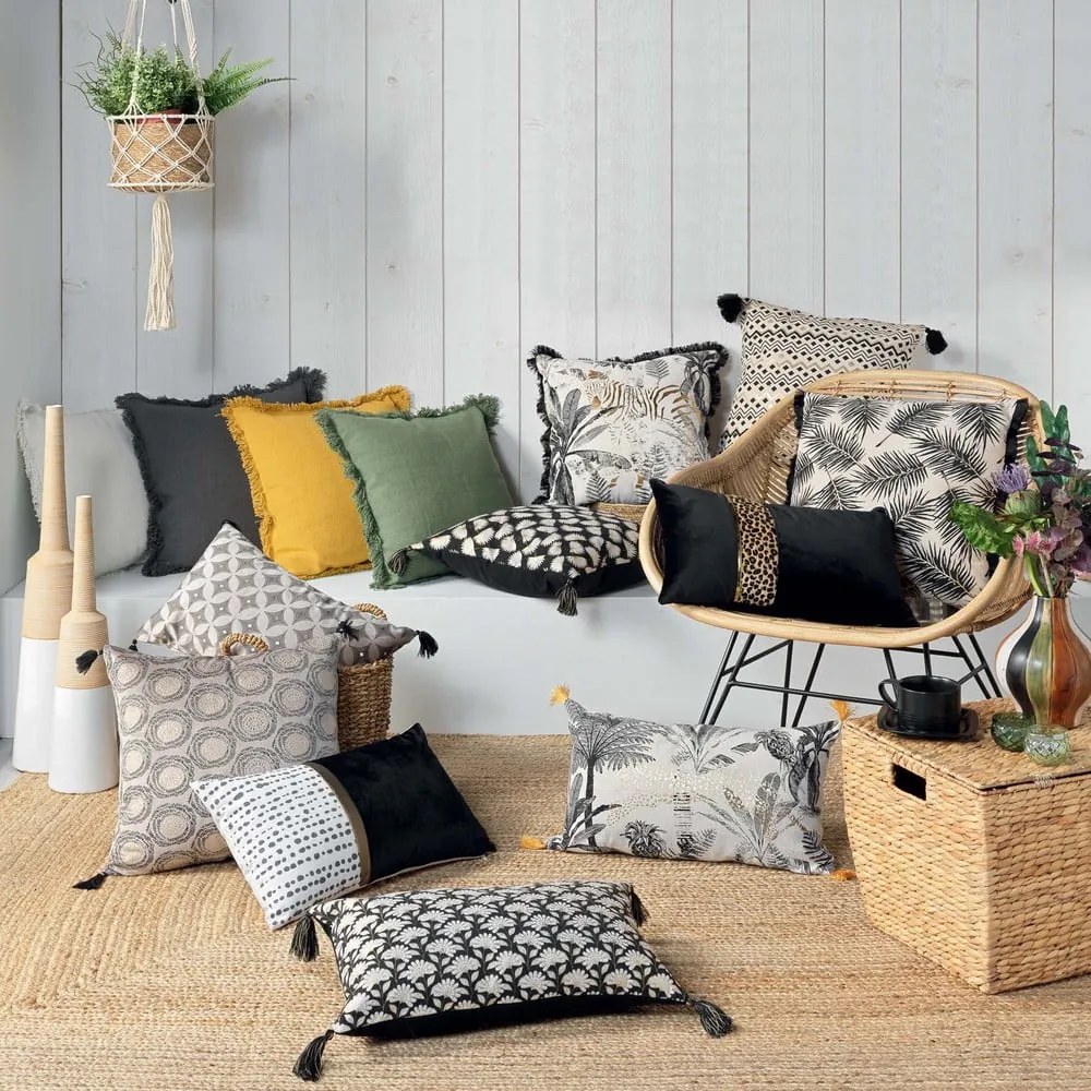 Памучна декоративна възглавница 45x45 cm Vanina – douceur d'intérieur