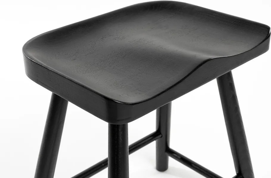 Черен стол от масивен дъб Vander – White Label