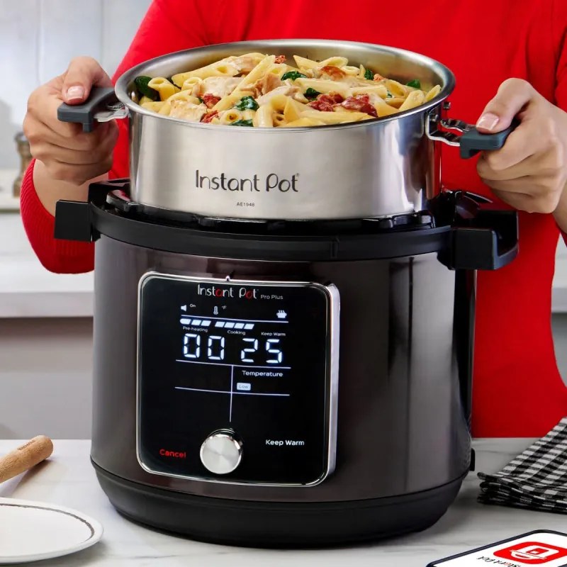 Мултикукър Instant Pot Pro Plus 112020101, 1200W, 5.7 л, 10 програми, WiFi управление, Неръждаема стомана, Черен