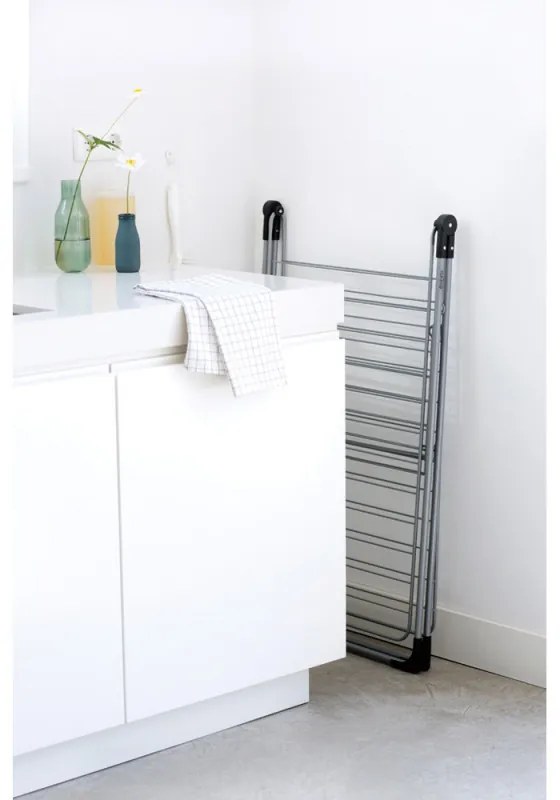 Сушилник за дрехи Brabantia 90300182, Т-образен, 20 м, Устойчив на корозия, Регулируеми крила, Решетка за сушене, Бял