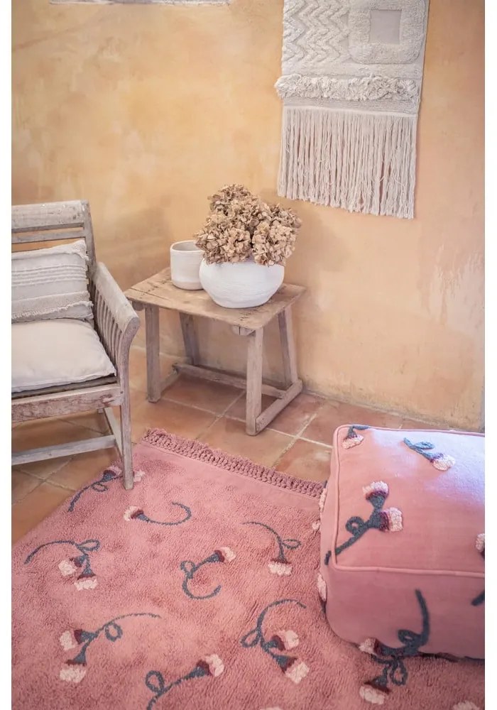 Розов ръчно изработен памучен детски килим подходящ за пране 140x210 cm English Garden Ash Rose – Lorena Canals