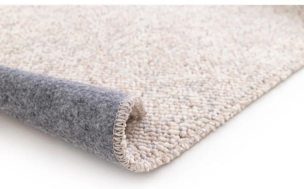 Кремав килим 120x170 cm Petra Liso – Universal