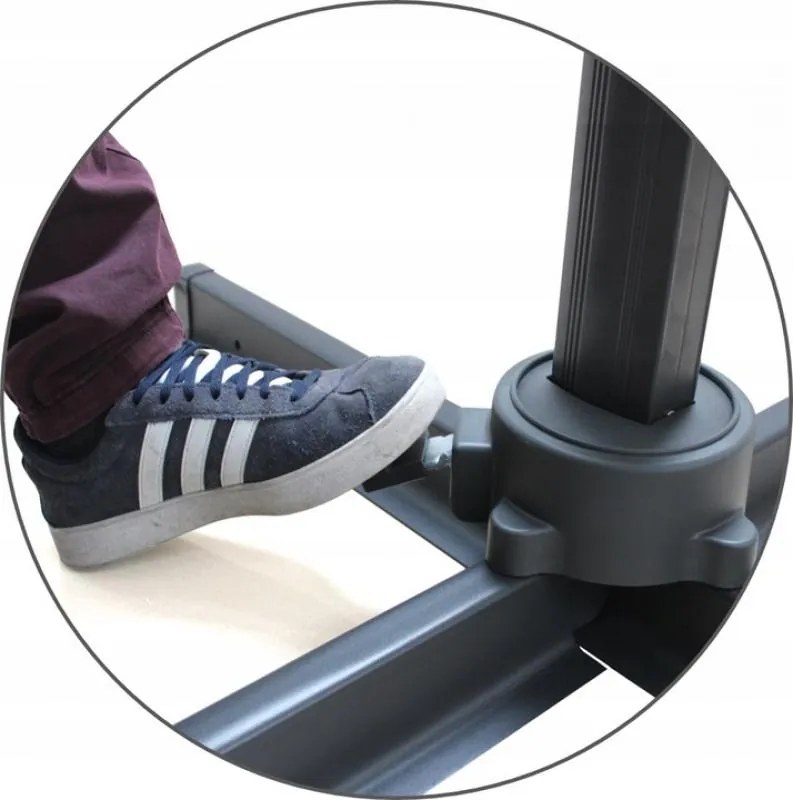 Бежов градински чадър с LED осветление 3 x 3 м