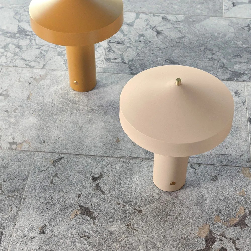 Кафяво-сива метална настолна лампа (височина 41 cm) Hatto – OYOY Living Design