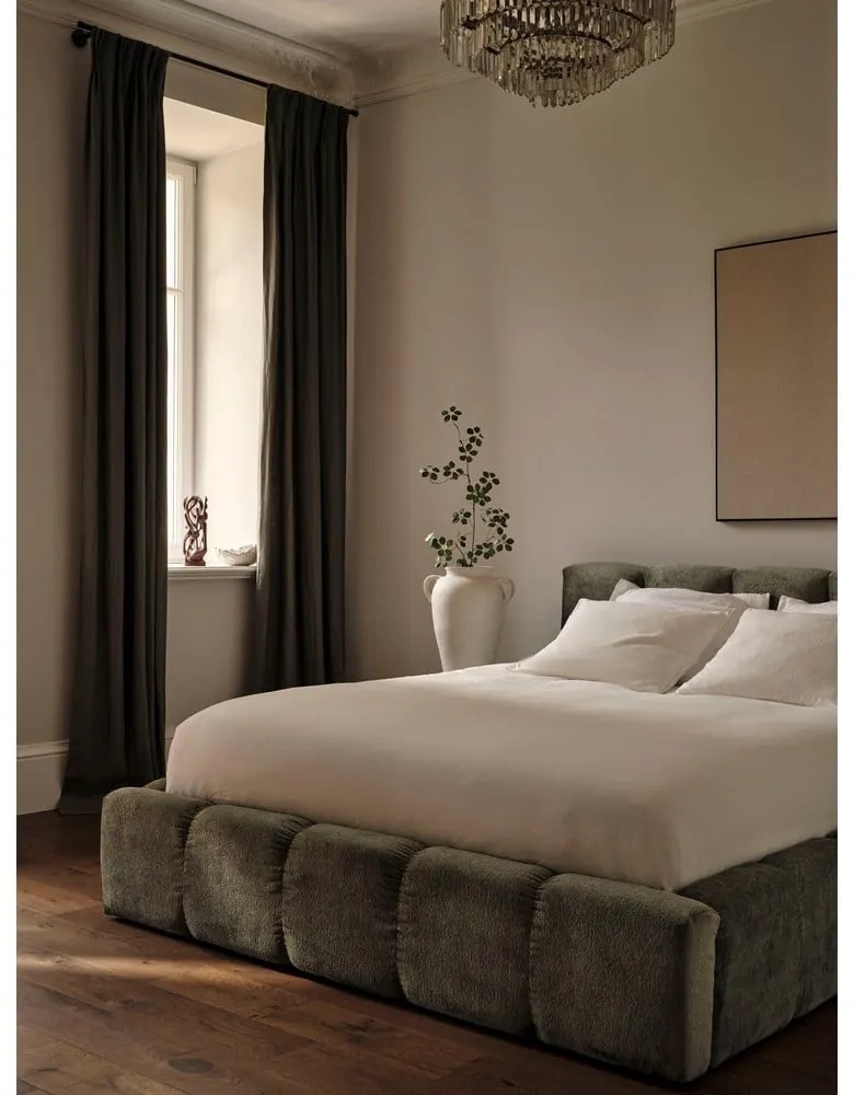 Зелено тапицирано двойно легло с място за съхранение с включена подматрачна рамка 200x200 cm Lupine – Micadoni Home