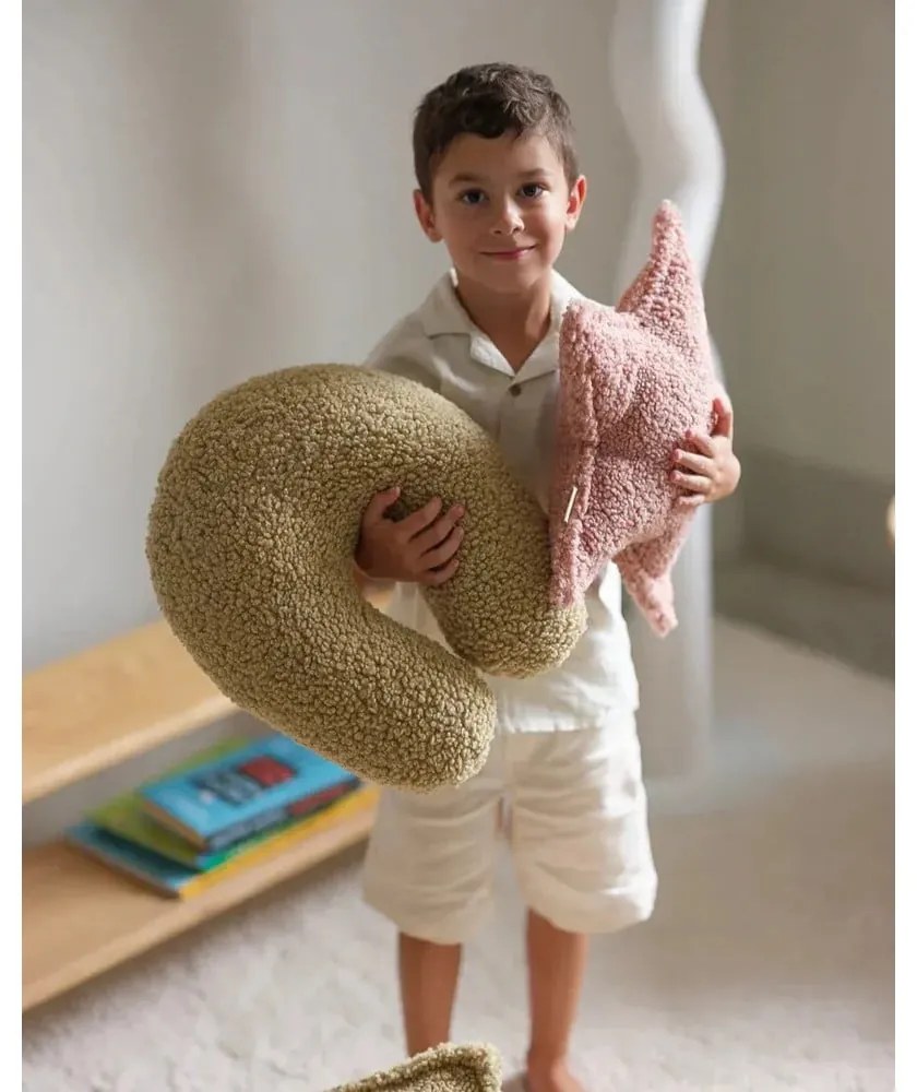 Розова детска възглавница за диван от букле Star – Wigiwama