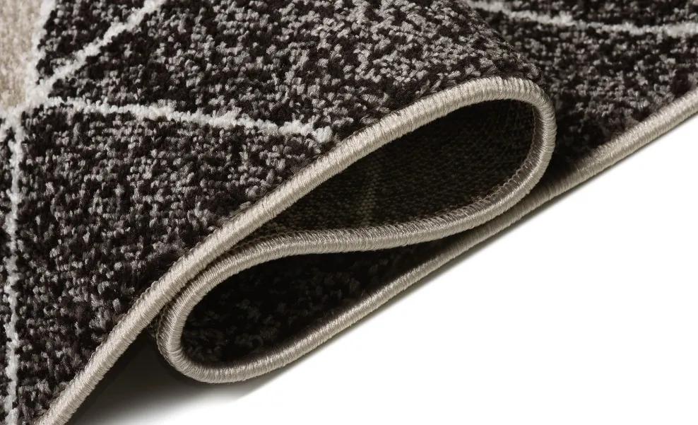 Модерен килим с геометричен модел Fiesta Ширина: 160 см | Дължина: 230 см