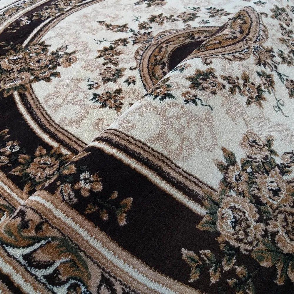 Ексклузивен овален килим в кафяво