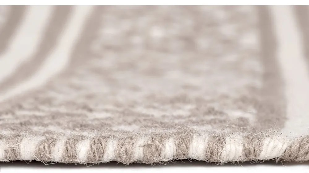 Бежов текстилен килим за баня 50x80 cm Shaki – Wenko