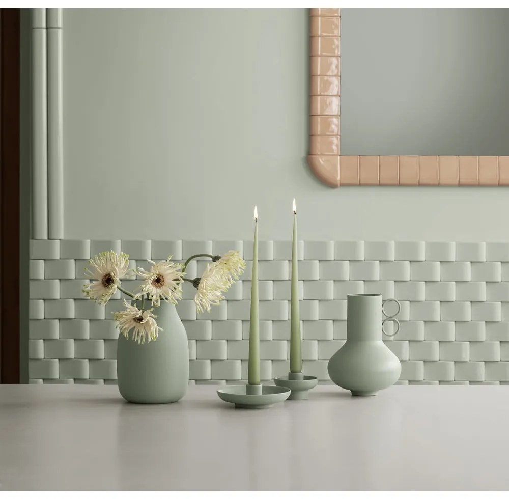 Зелена метална ваза (височина 20 см) Loha - Blomus