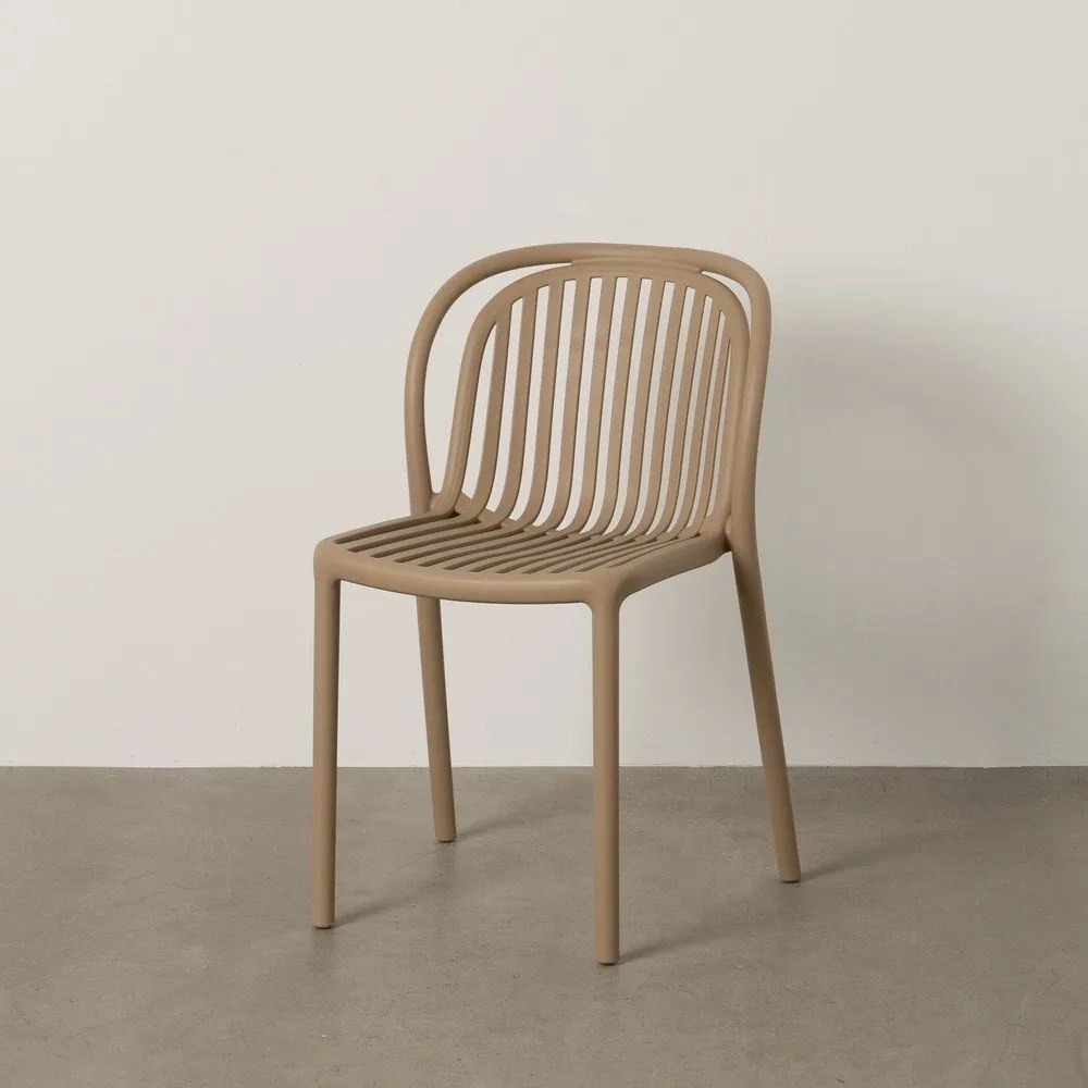 Бежов пластмасов трапезен стол Alia – Ixia