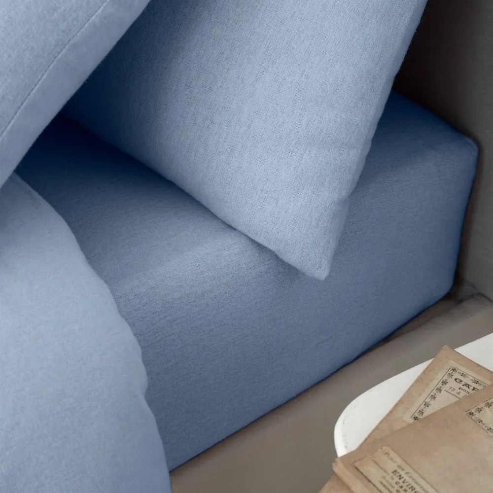 Светлосин еластичен фланелен чаршаф 135x190 cm Brushed – Catherine Lansfield