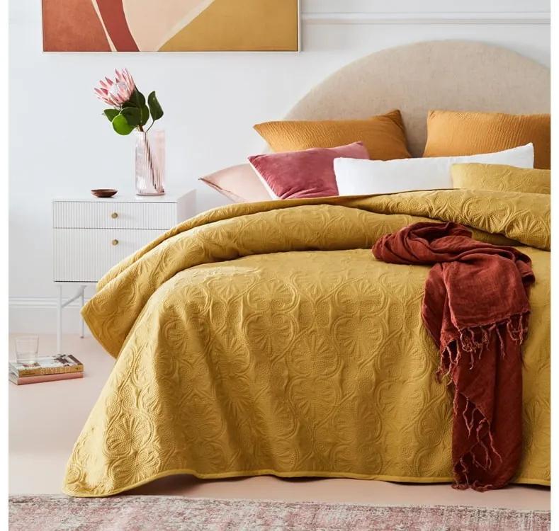 Модерно жълто покривало за легло 200 х 220 см