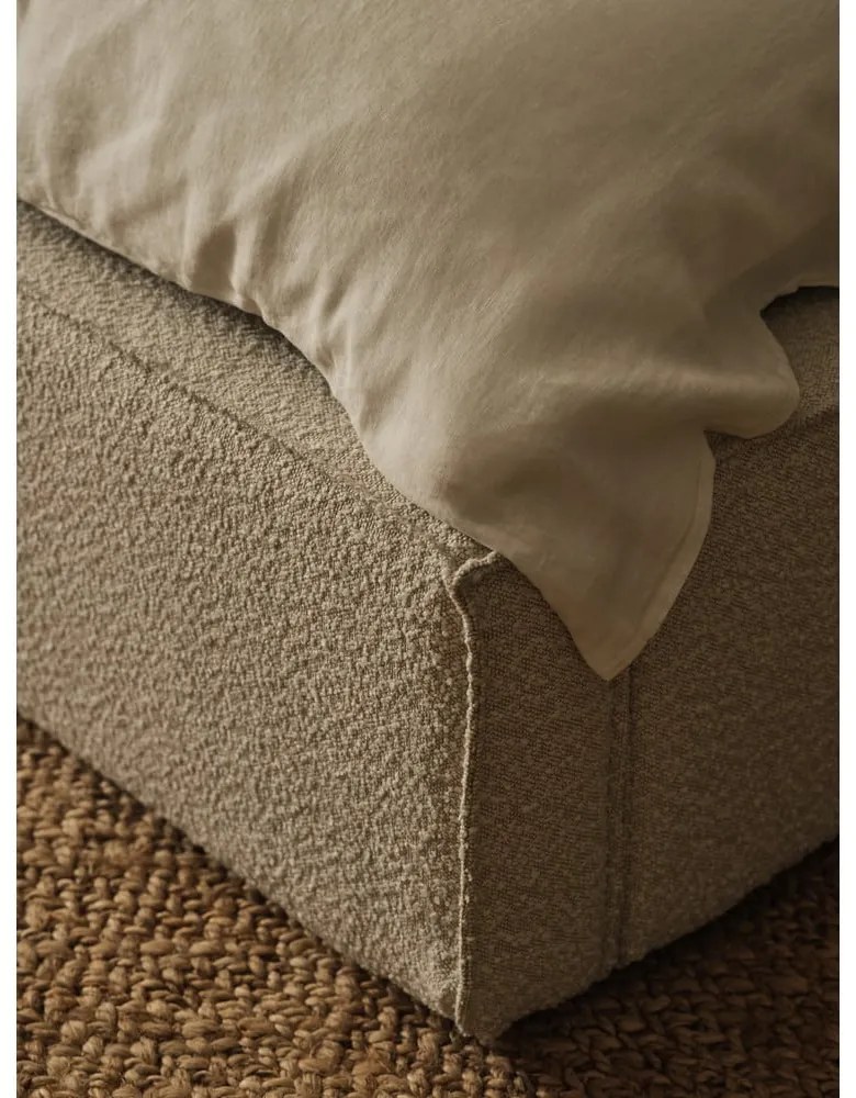 Кремаво двойно легло 200x200 cm тапицирано с място за съхранение с включена подматрачна рамка Simon Olivia – Micadoni