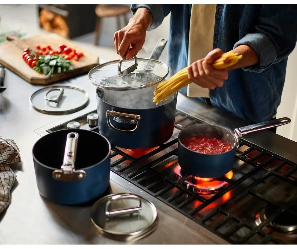 Касерола с капак с керамично покритие подходящо за индукционен котлон Space – Joseph Joseph