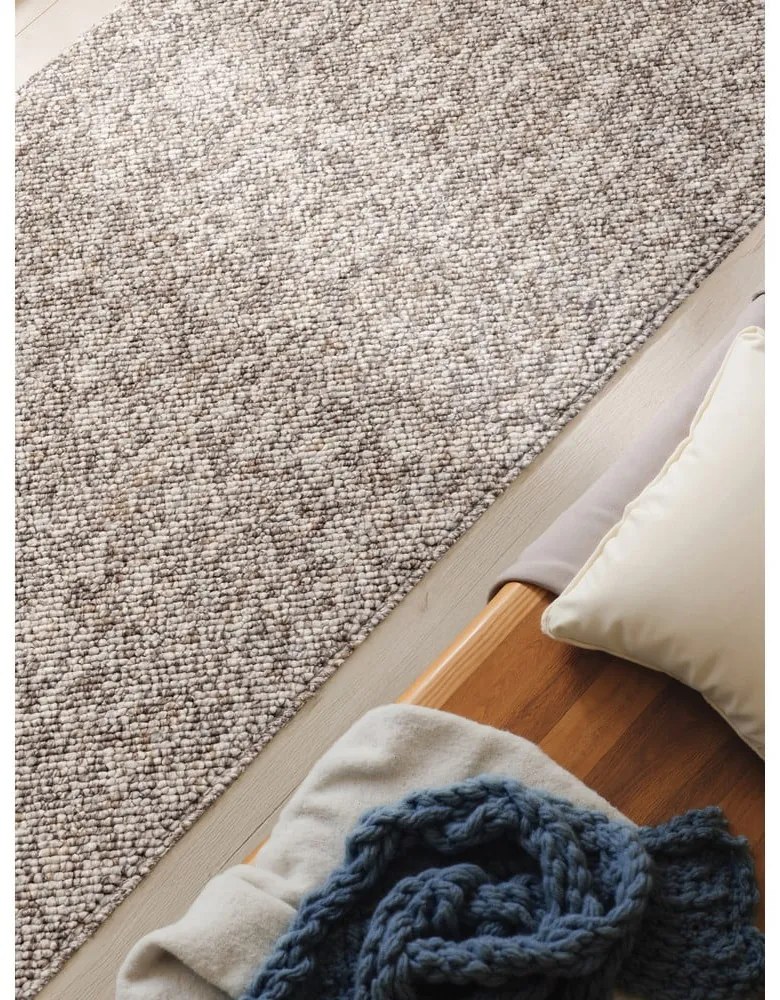 Сива пътека подходяща за пране 80x240 cm Rocco Taupe – Elle Decoration