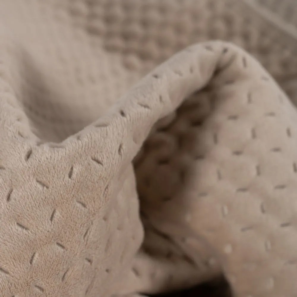 Бежово капитонирано покривало за легло 240x260 cm – Ixia