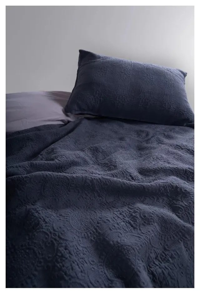 Тъмносив комплект шалте и калъфка за възглавница от жакард 180x240 cm Jacquard – Mila Home Luxury