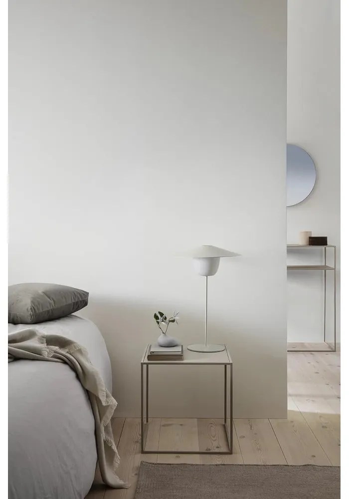 Светлосива порцеланова ваза (височина 13 cm) Nona – Blomus