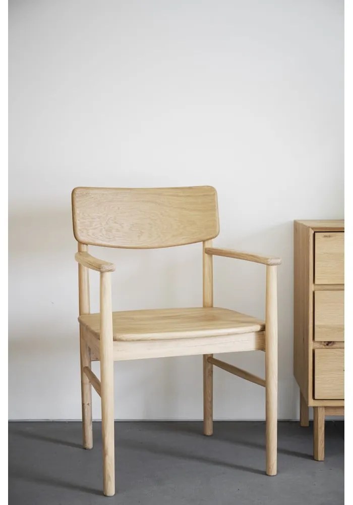 Трапезен стол от масивен дъб естествен Maidstone – Rowico