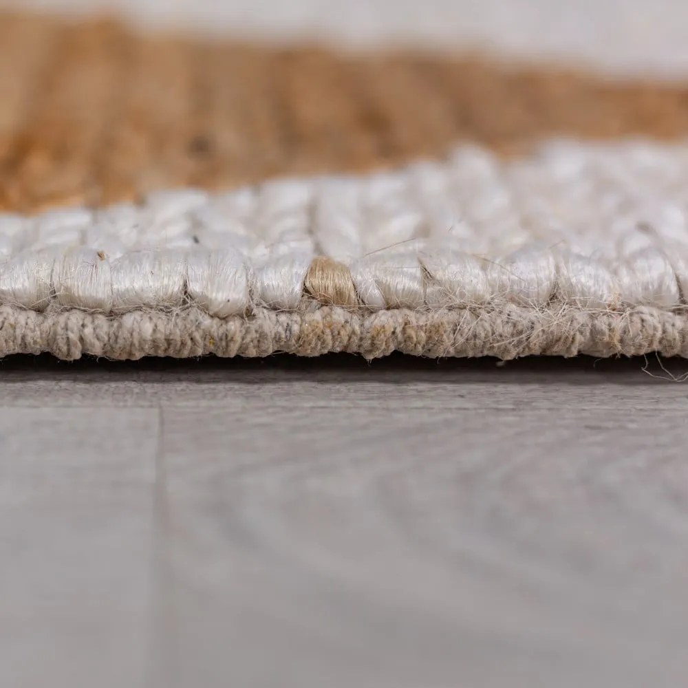 Бяла/естествена ръчно изработена пътека със смес от юта 80x230 cm Effie Diamond – Flair Rugs