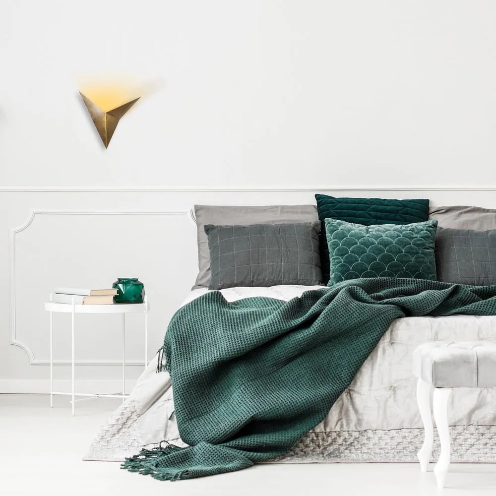 Стенна лампа в златист цвят Bird – Opviq lights