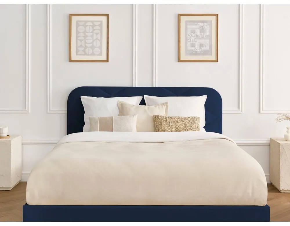 Тъмносиньо тапицирано двойно легло с включена подматрачна рамка 160x200 cm Prune – Bobochic Paris