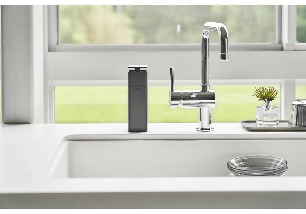 Черен дозатор за перилен препарат Yamazaki , 250 ml Tower - YAMAZAKI