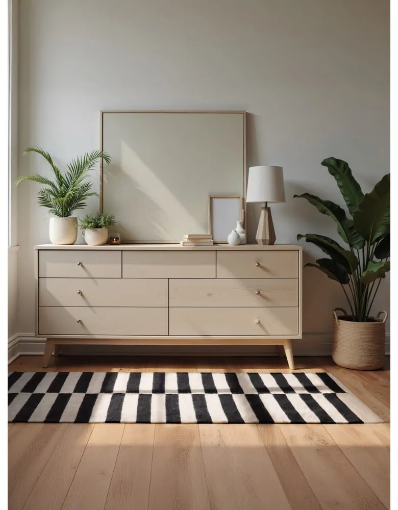 Черно-бял двустранен ръчно изработен вълнен килим 80x150 cm Donna – Hanse Home