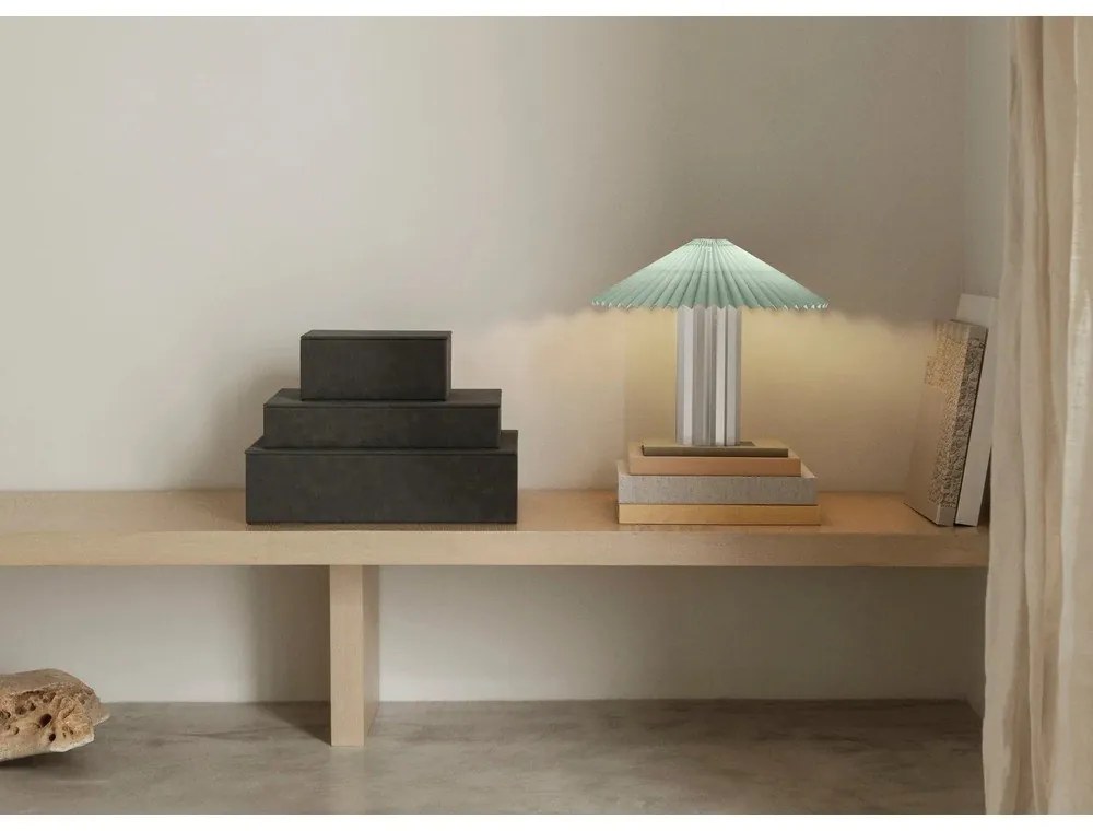 Антрацитни декоративни кутии за съхранение с капаци в комплект от 2 бр. от изкуствена кожа 40x30x11 cm Sahla – Blomus