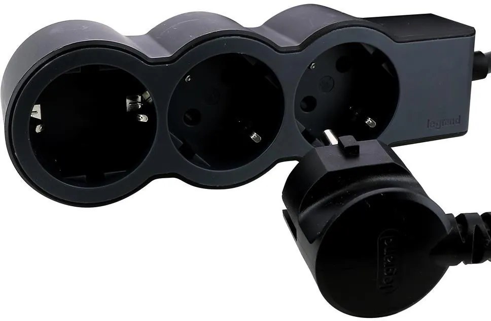 Legrand Разклонител ЧЕРЕН 3x2P+E с кабел 3 метра / 3x1.5мм2 Standard NEW  - 694560