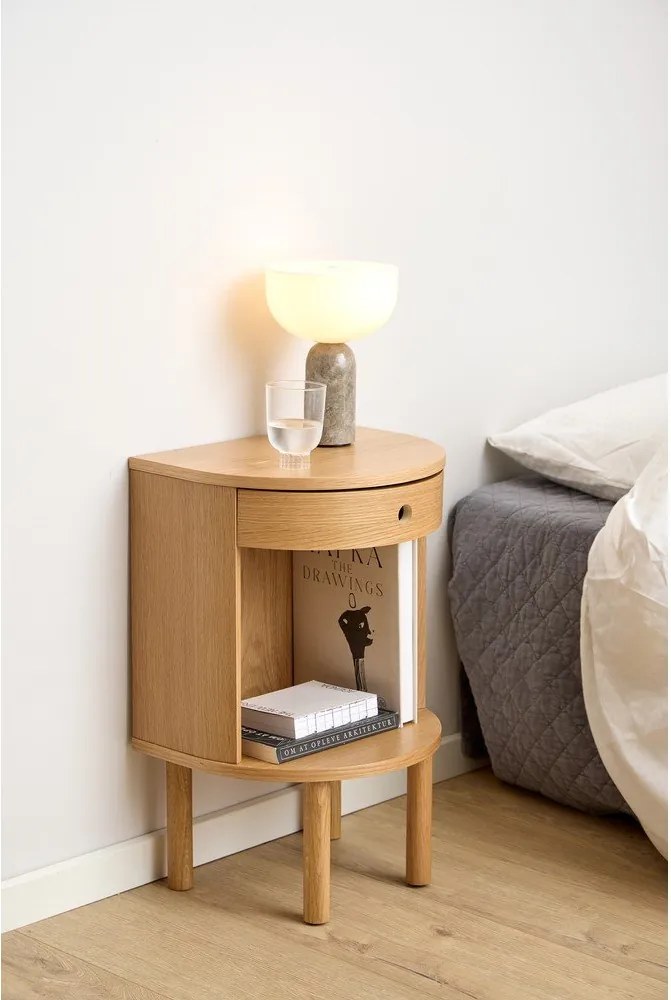 Нощно шкафче от декор от дъб в светло естествен цвят Paron – Actona