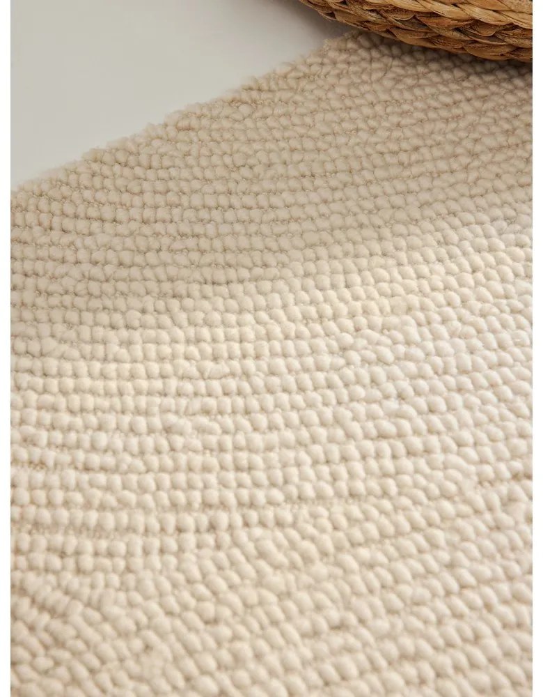 Ръчно изработена вълнена пътека в светло естествен цвят 80x200 cm Eleni Natural White – Hanse Home