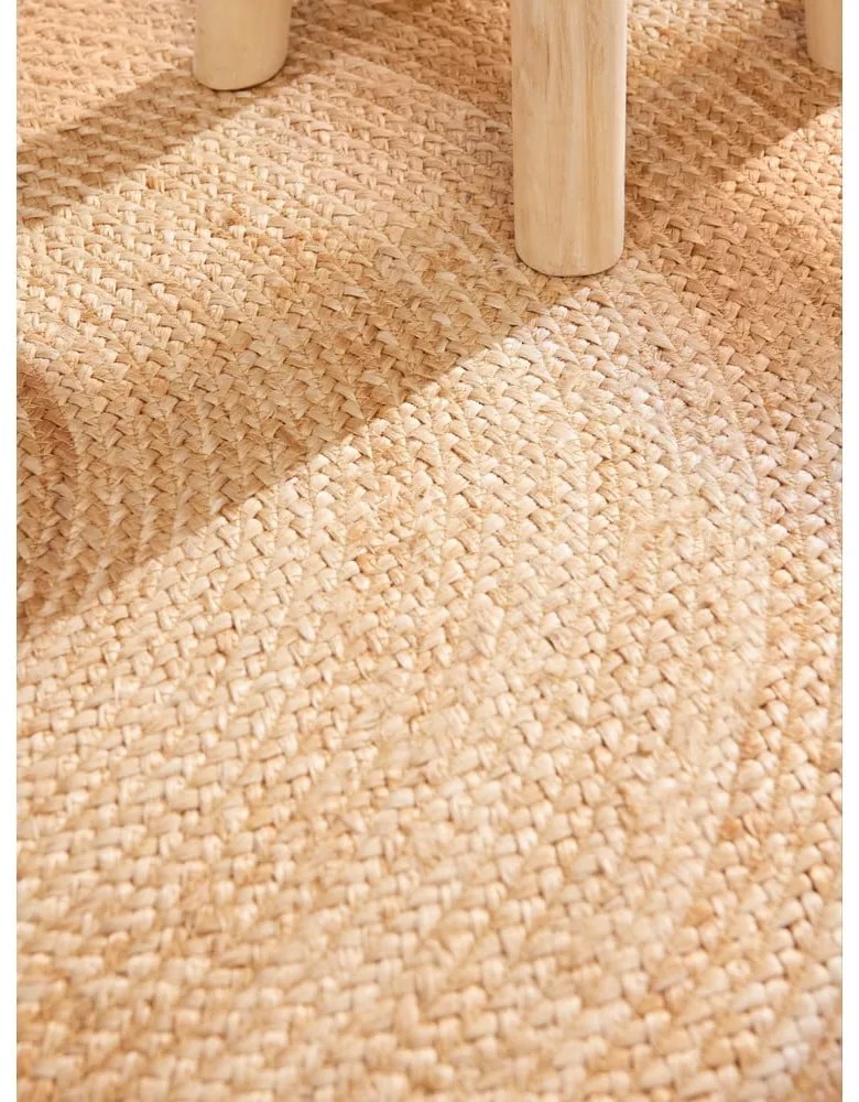 Двустранен ръчно изработен ютен кръгъл килим в цвят слонова кост ø 240 cm Jutta Ivory – Hanse Home