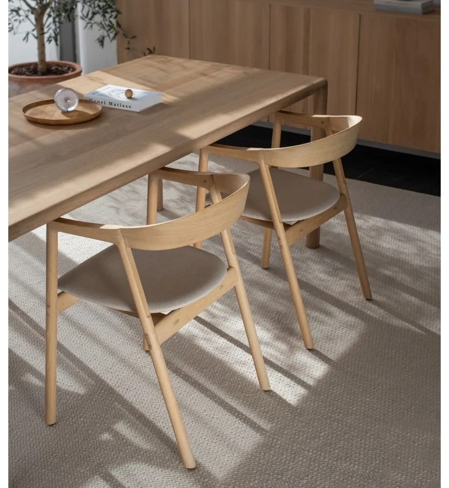 Трапезен стол от масивна дъбова дървесина със сива седалка Muna - Gazzda