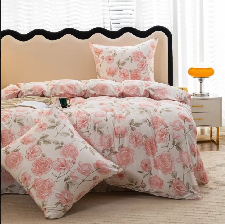 Романтично бяло спално бельо с розови рози Ширина: 200 см | Дължина: 220 см